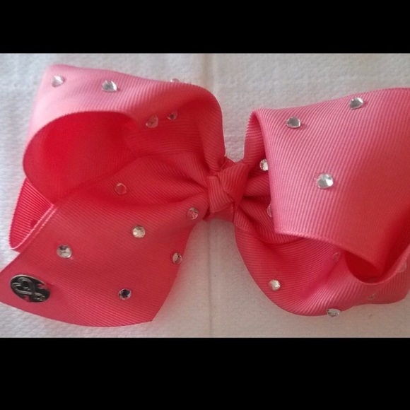 Two medium sized Jojo Siwa bows - Picture 3 of 3